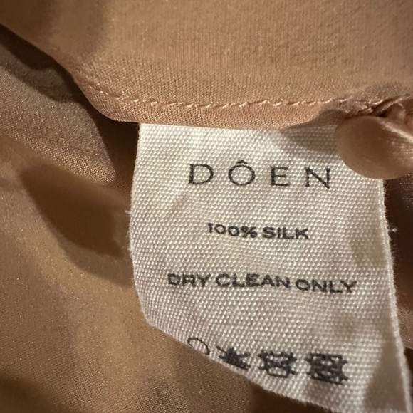 Rare Doen Solange top Blouse in Mother of Pearl Size M - Picture 9 of 10